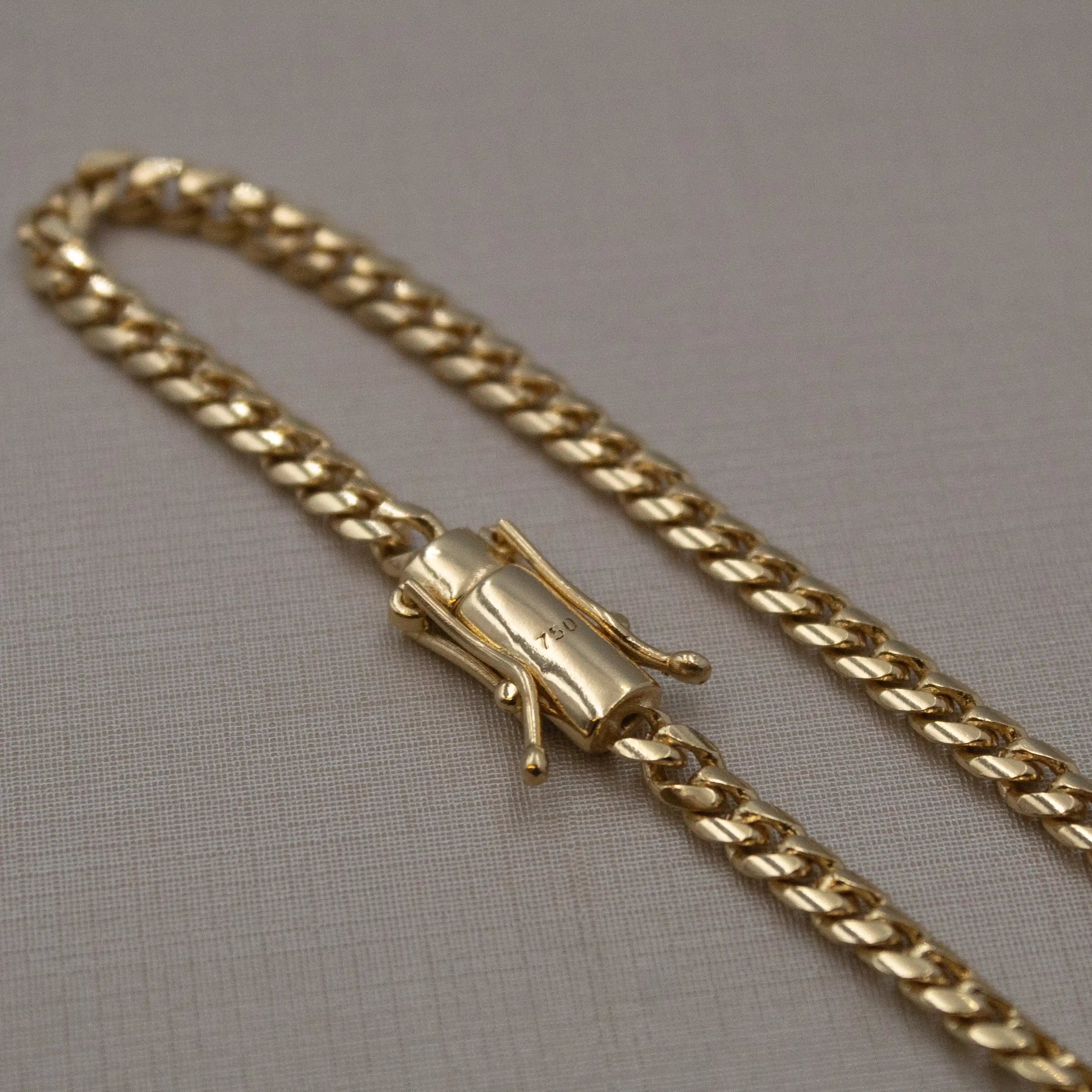 Corrente Cuban 4mm banhado a ouro 24k